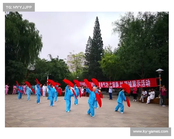 雨中起舞:上海青浦形意拳赛选手踏水演绎别样风采 雨中起舞:上海青浦形意拳赛选手踏水演绎别样风采